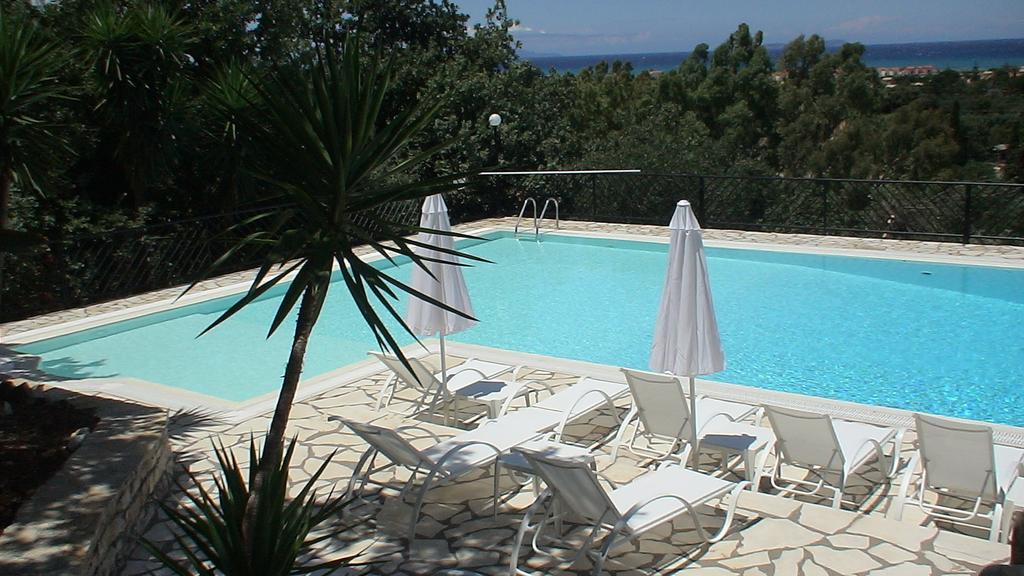 Natural Blue Green Apartment Almiros Beach 外观 照片